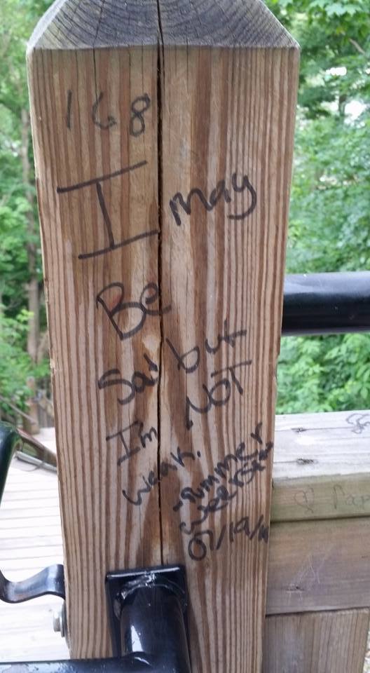 Saug - I may be sad but I m not weak