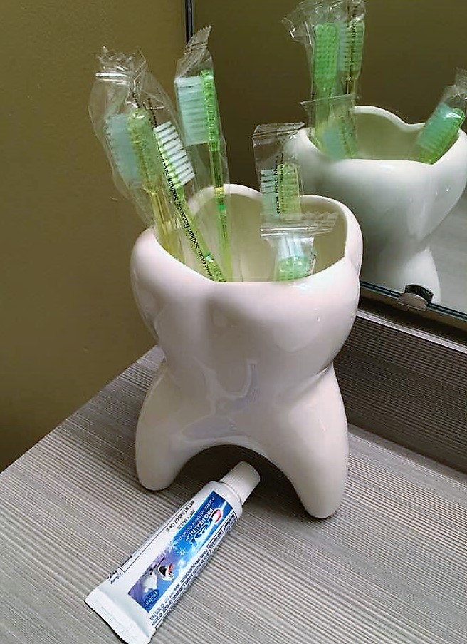 Tooth Holder